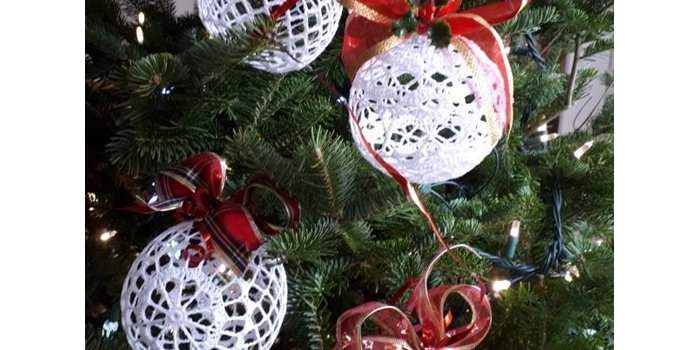Atelier boules de Noël au crochet